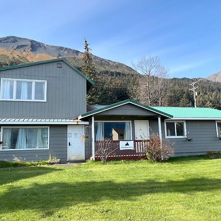 Halibut House Aparthotel Seward Exterior photo